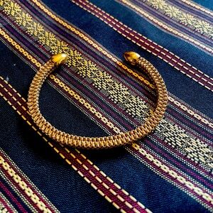 Monica Vinader Fiji friendship cuff